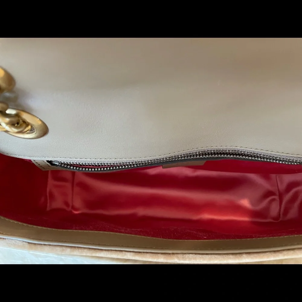 Gucci marmont small Gg matelasse shoulder bag. - Picture 14 of 15